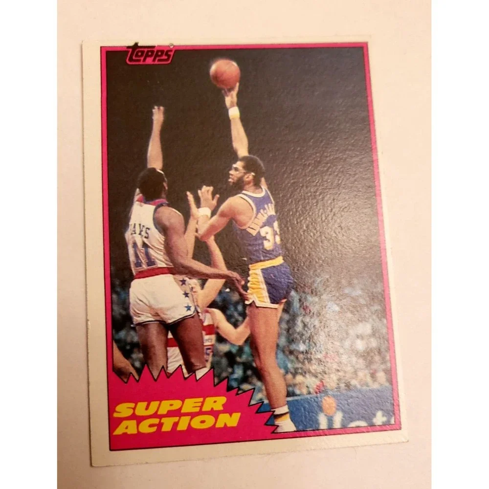 1981-82 Topps KAREEM ABDUL-JABBAR Basketball Card #106 Los Angeles Lakers HOF